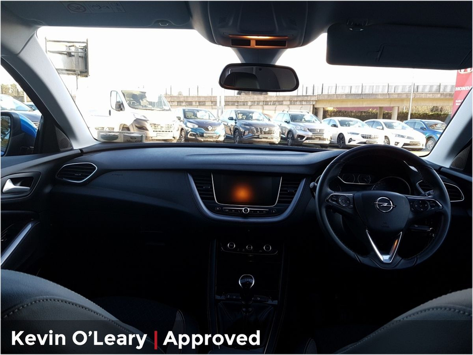 2021 Opel Grandland X - image 2