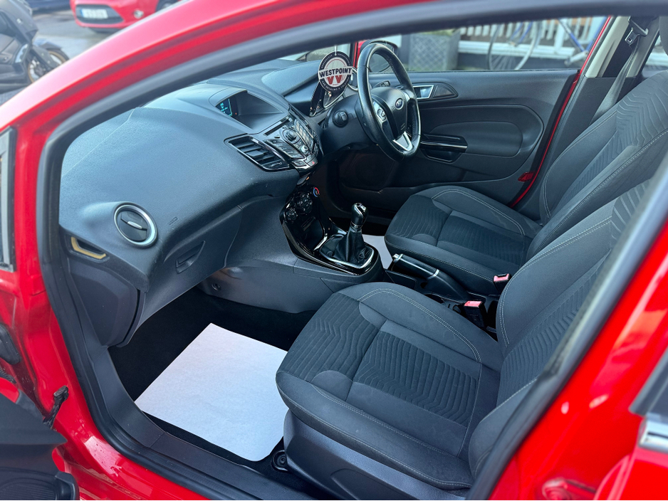 2014 Ford Fiesta ZETEC - 1.2 - LOW INSURANCE - LOW ROAD TAX - IDEAL STARTER/LEARNER CAR OR FAMILY CAR €8,495