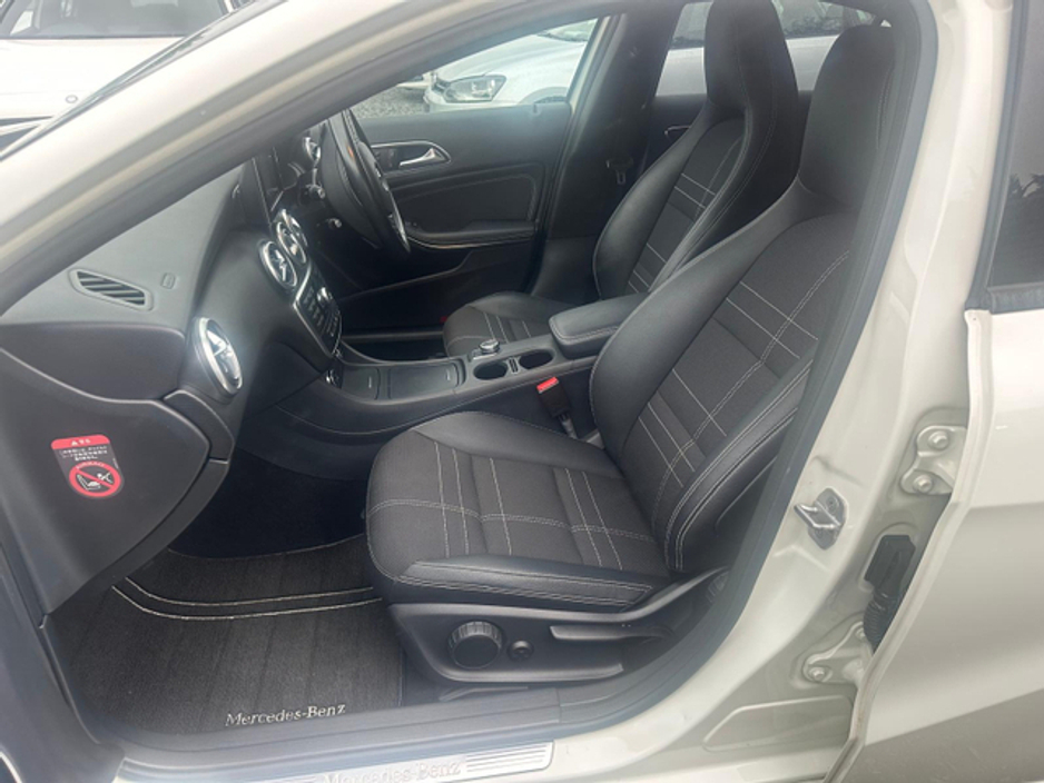 2015 Mercedes-Benz A Class A180 1.6 Petrol Automatic(4703) €14,995