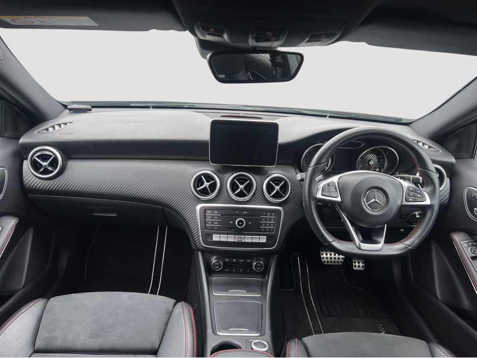 2016 Mercedes-Benz A Class - image 12