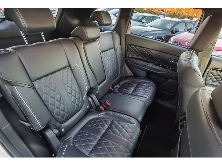 2020 Mitsubishi Outlander 2.4 EXCEED SAFETY AUTOMATIC PETROL PLUG-IN HYBRID - FINANCE AVAILABLE - CALL US TODAY ON 01 492 6566 OR 087-092 5525 €22,950