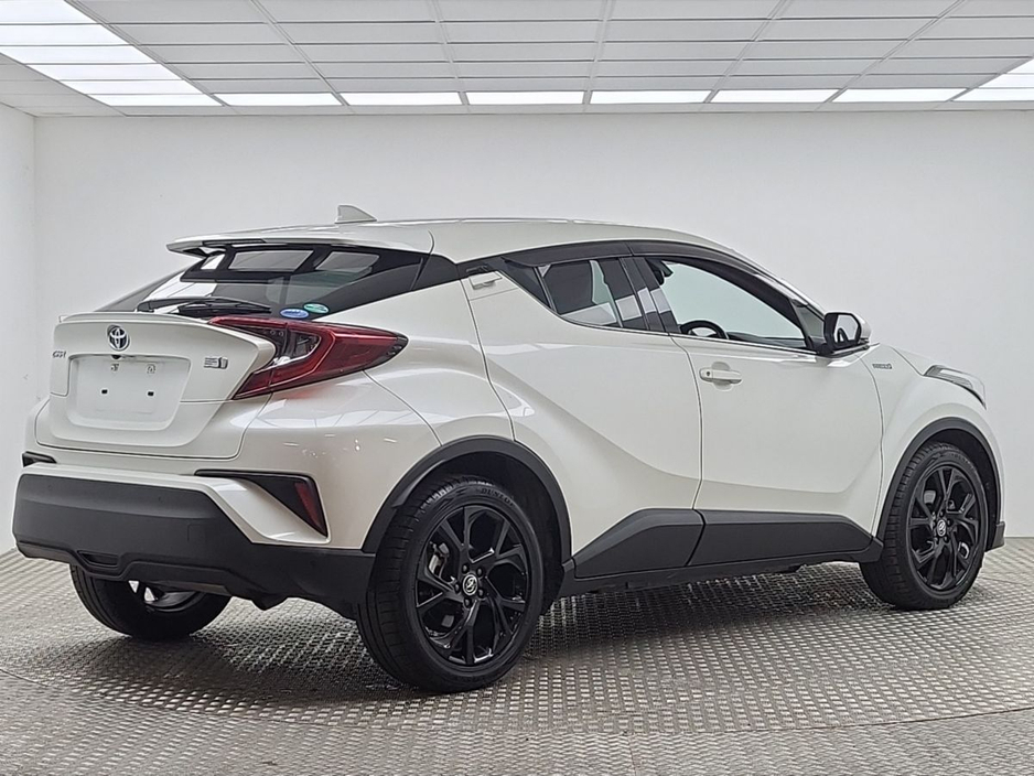 2019 Toyota C-HR - image 14