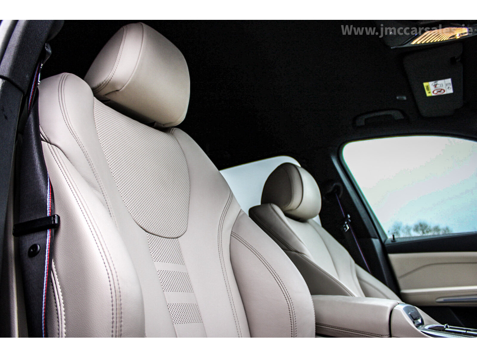 2022 BMW X5 - image 18