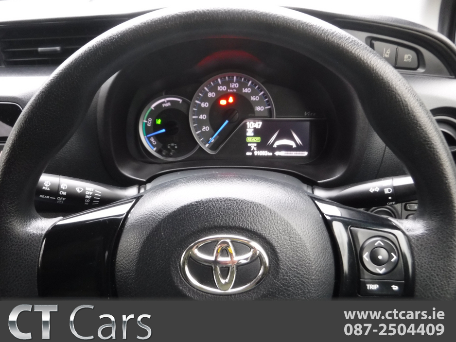 2018 Toyota Yaris VITZ 1.5 AUTO HYBRID LOW MILEAGE €11,950