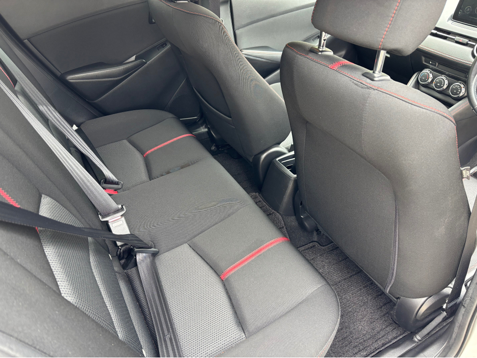 2016 Mazda Demio - image 11