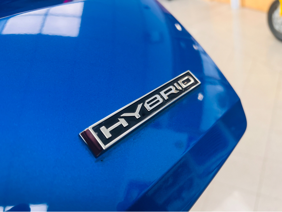 2024 Opel Grandland Huge Spec HYBRID As New Elegance Plus Heated Seats Heated Steering Wheel Fully Colour Coaded www.bolands.ie Est.1955 €32,950