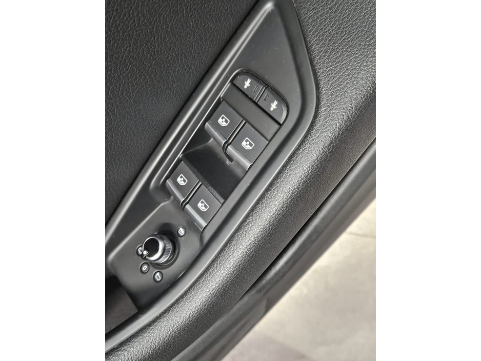 2018 Audi A4 2.0TDI 150HP SE Ultra