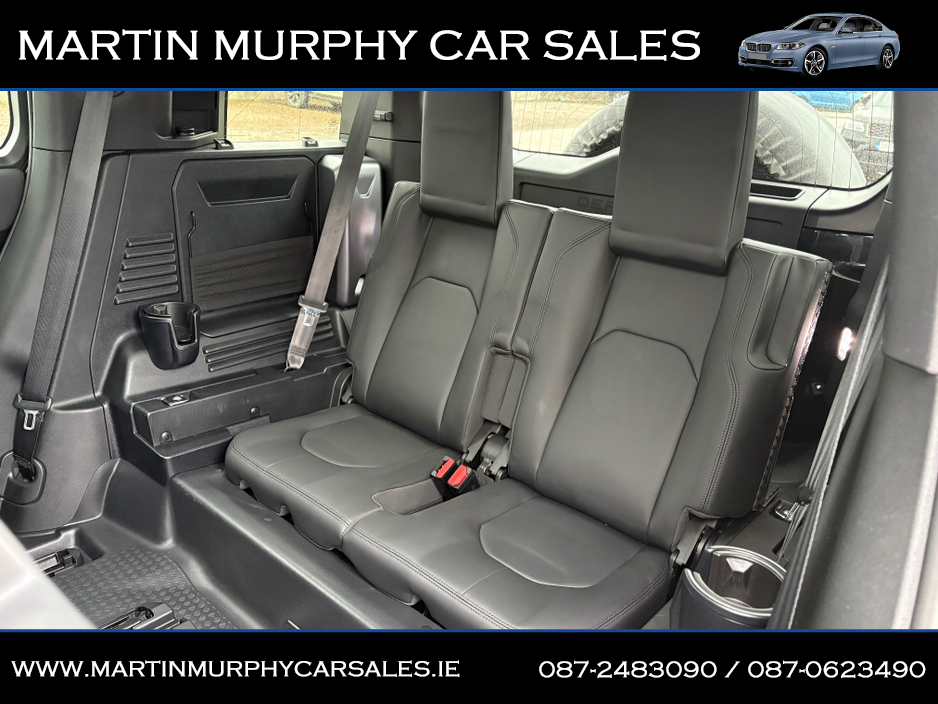 2023 Land Rover Defender 110 3.0 D250 X-DYNAMIC 7 SEATS €89,950