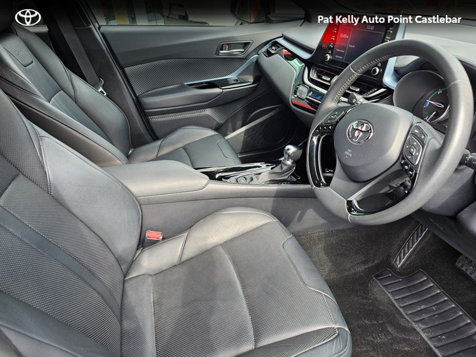 2021 Toyota C-HR - image 12