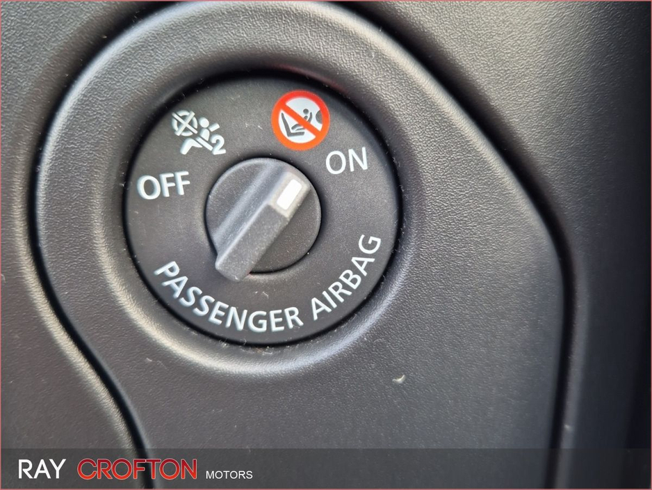 2020 Renault Kadjar - image 22