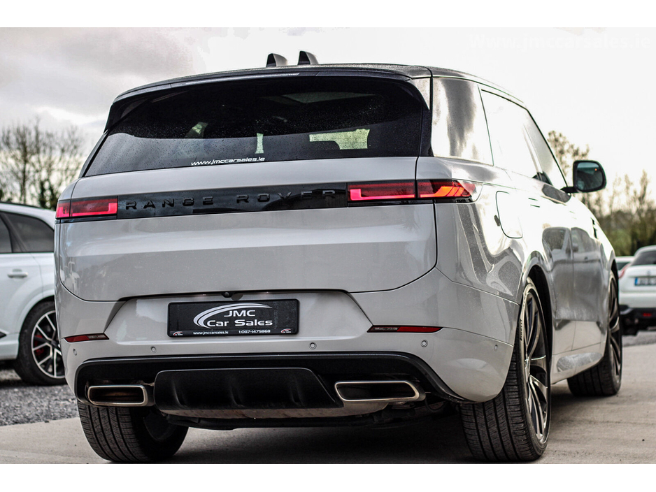2023 Land Rover Range Rover - image 8