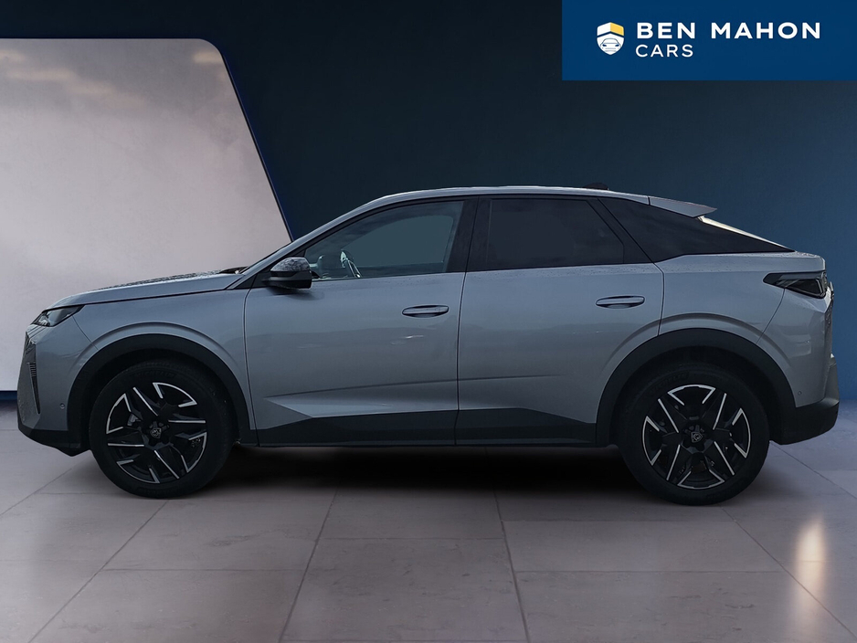 2025 Peugeot 3008 - image 2