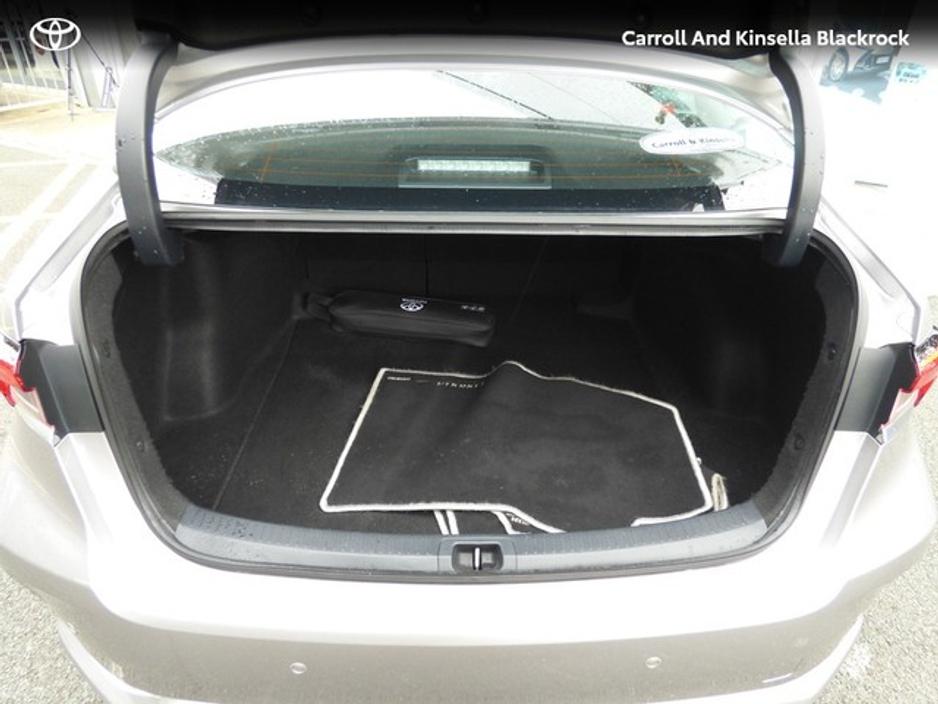 2020 Toyota Corolla Hybrid Luna Saloon €20,950