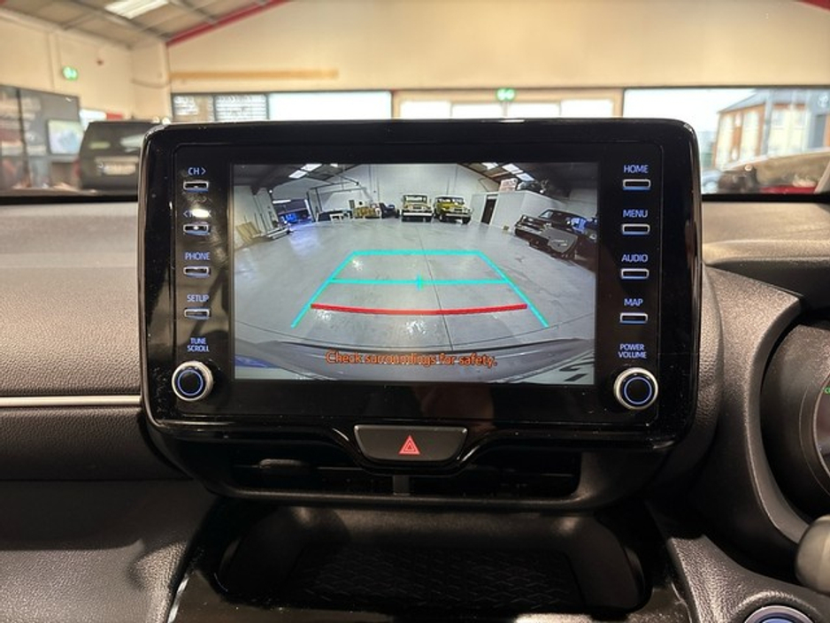 2023 Toyota Yaris Cross LUNA HYBRID 4DR AUTO €27,950