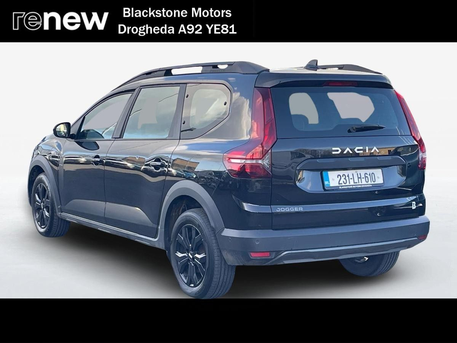 2023 Dacia Jogger - image 3