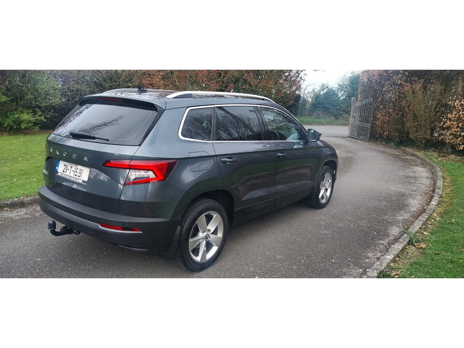 2021 Skoda Karoq - image 6