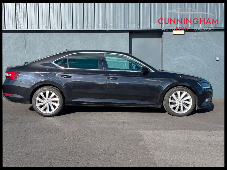 2019 Skoda Superb 2.0TDi SE-L Estate DSG Auto €17,990