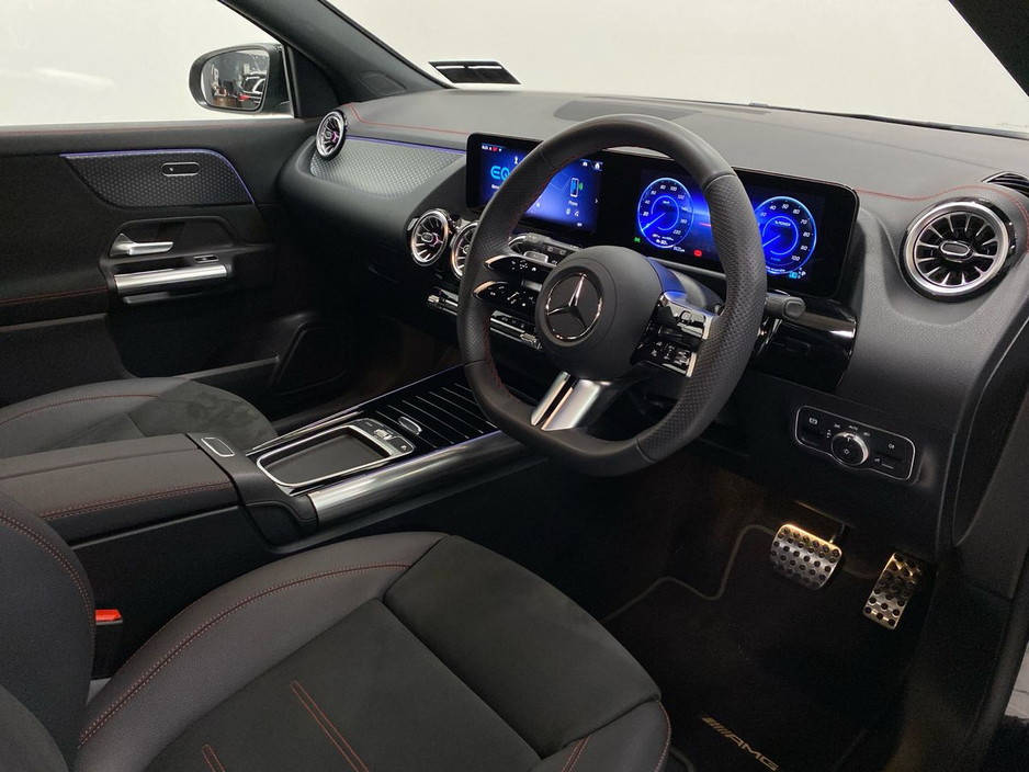 2025 Mercedes-Benz EQA - image 9