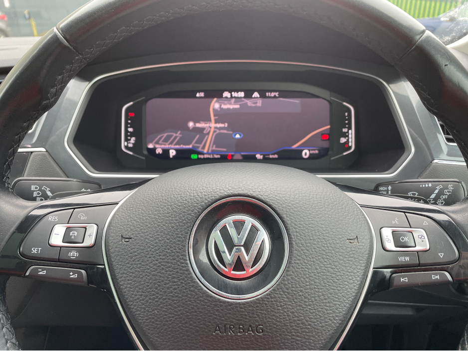 2021 Volkswagen Tiguan - image 7