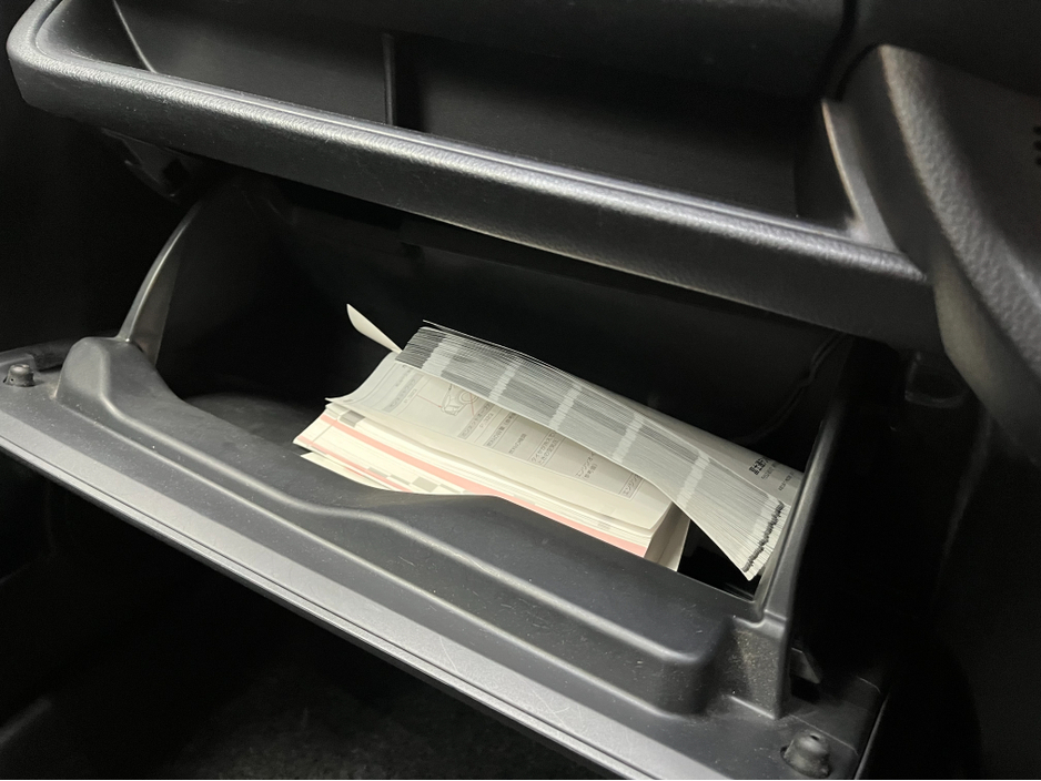 2018 Toyota Vitz - image 14