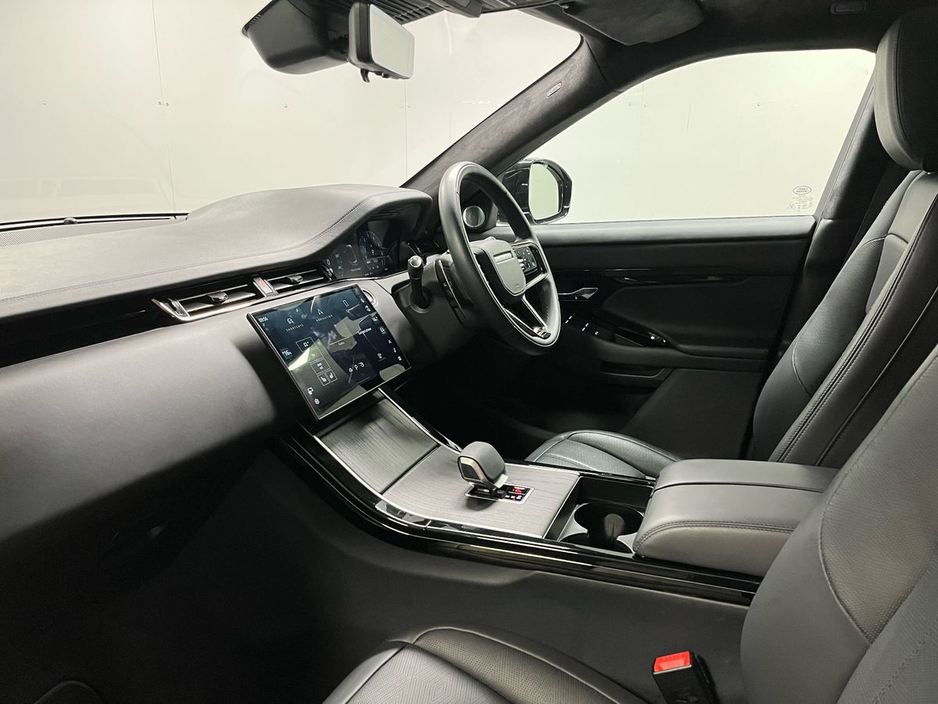 2025 Land Rover Range Rover Evoque - image 6