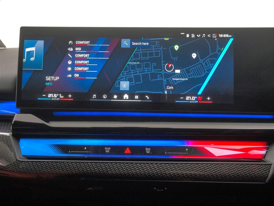 2025 BMW M5 - image 8