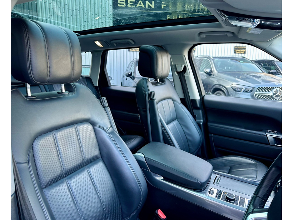 2019 Land Rover Range Rover Sport - image 10