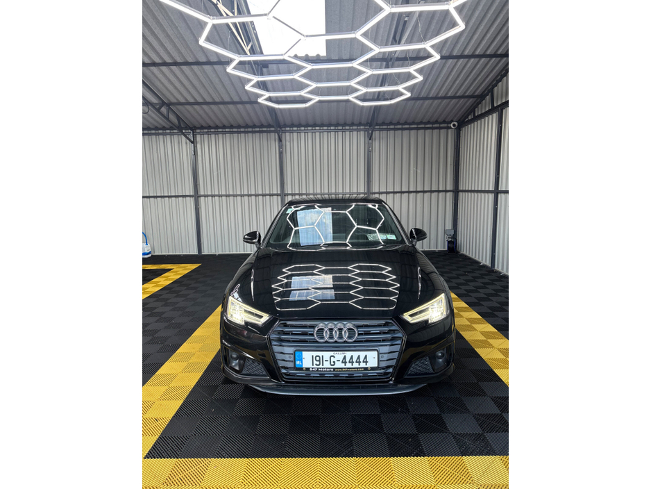 2019 Audi A4 - image 8