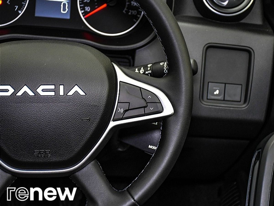 2023 Dacia Duster Journey Blue dCi 115 4x2 NBI €23,590