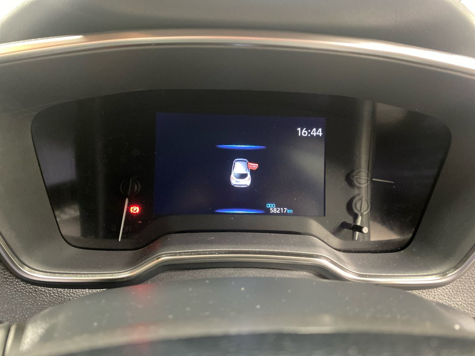 2021 Toyota Corolla - image 5