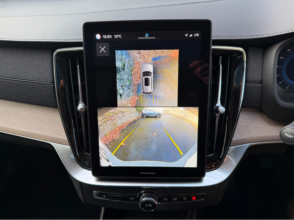 2025 Volvo XC90 NEW MODEL//PLUS DARK T8 RECHARGE//GREAT SPECIFICATION//PANORAMIC ROOF//SIMI AND AA DEALER €79,900