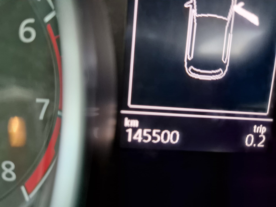 2014 Volkswagen Golf - image 8