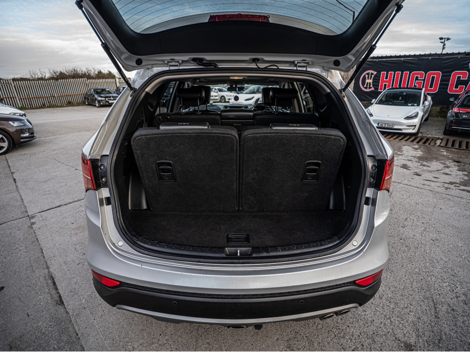 2014 Hyundai Santa Fe - image 34