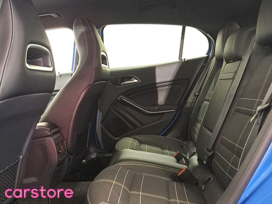 2016 Mercedes-Benz GLA Class - image 10