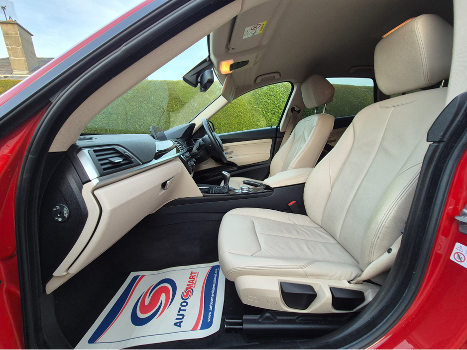 2018 BMW 3 Series - image 8