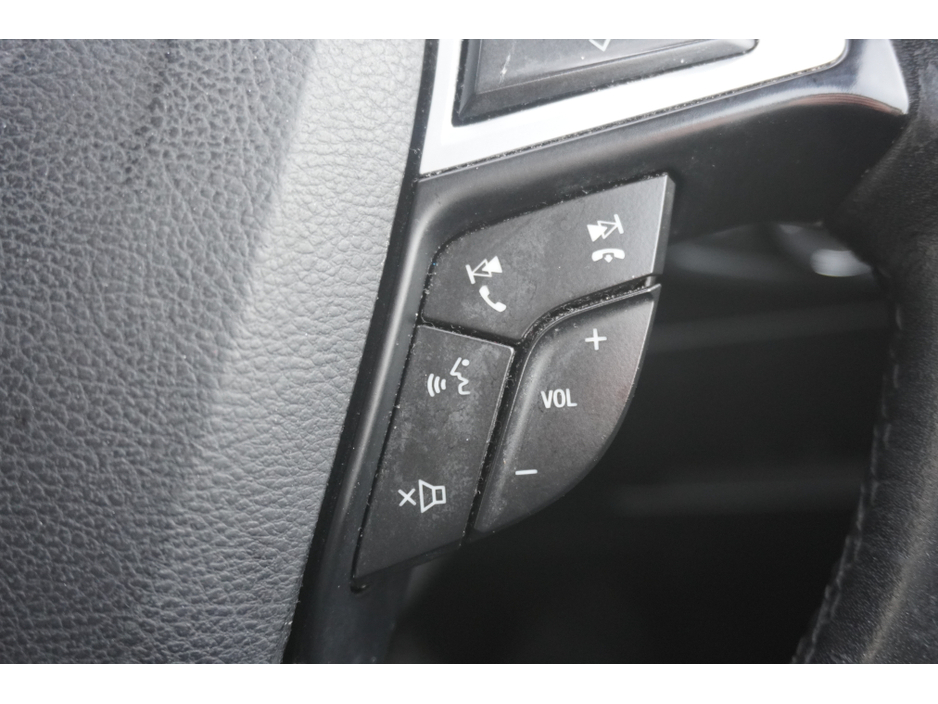 2018 Ford Galaxy - image 22