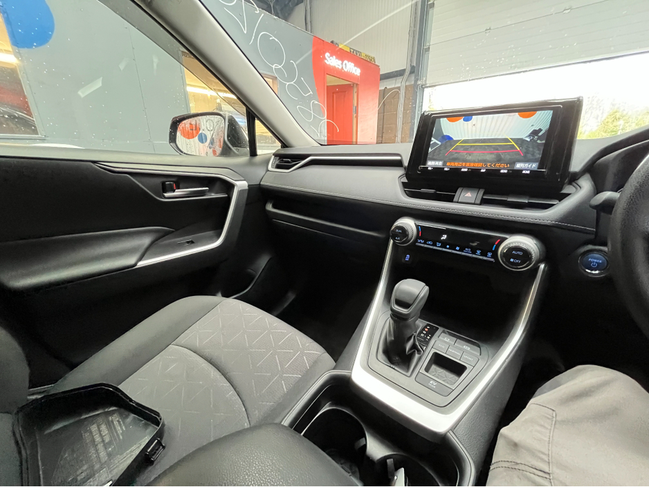 2020 Toyota Rav4 - image 15