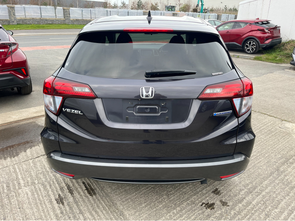 2015 Honda Vezel - image 6