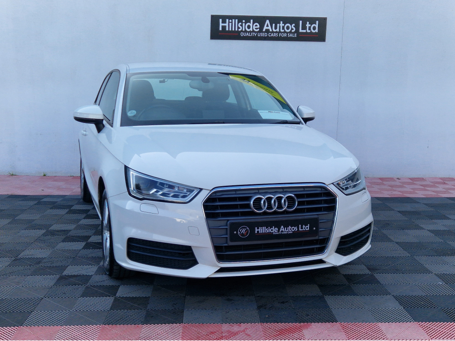 2015 Audi A1 - image 17