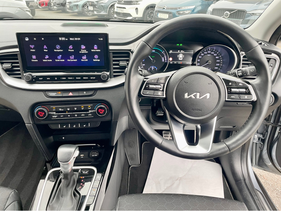 2024 Kia XCeed - image 11