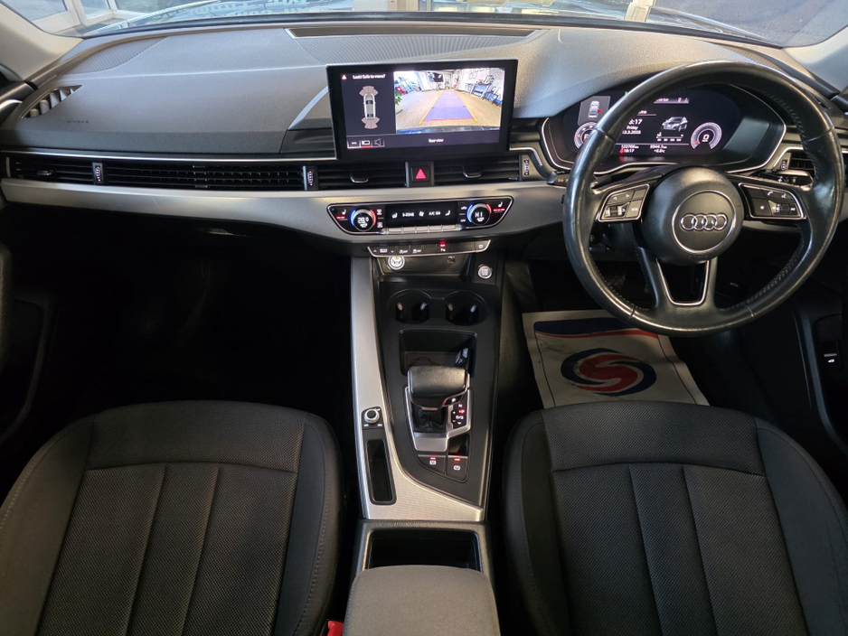 2020 Audi A4 - image 11