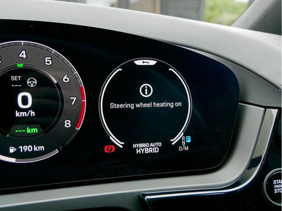 2024 Porsche Cayenne - image 29