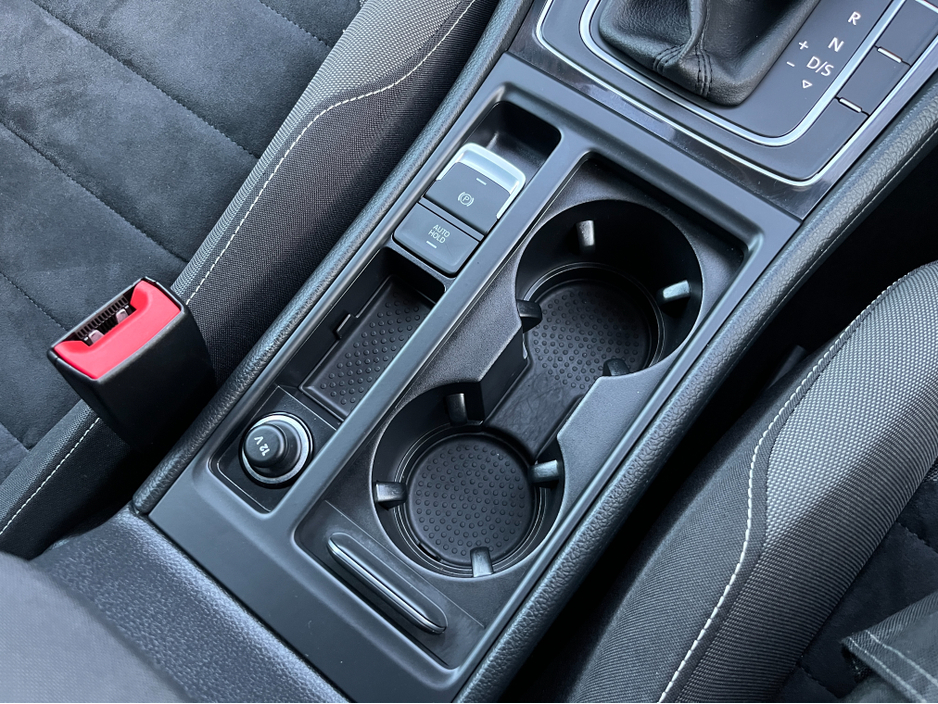 2015 Volkswagen Golf HIGHLINE AUTOMATIC 1.4 PETROL //LOW MILES//REVERSE CAMERA//KEYLESS ENTRY//ADAPTIVE CRUISE CONTROL// €14,950