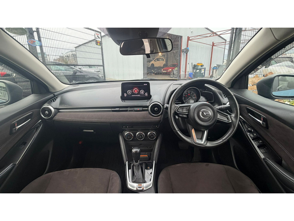 2019 Mazda Demio - image 13
