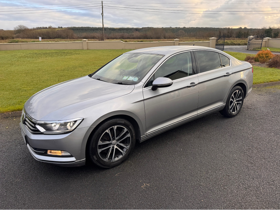 2019 Volkswagen Passat HIGHLINE 2.0 TDI MANUAL 6SPEED FWD 150HP 4DR €15,450