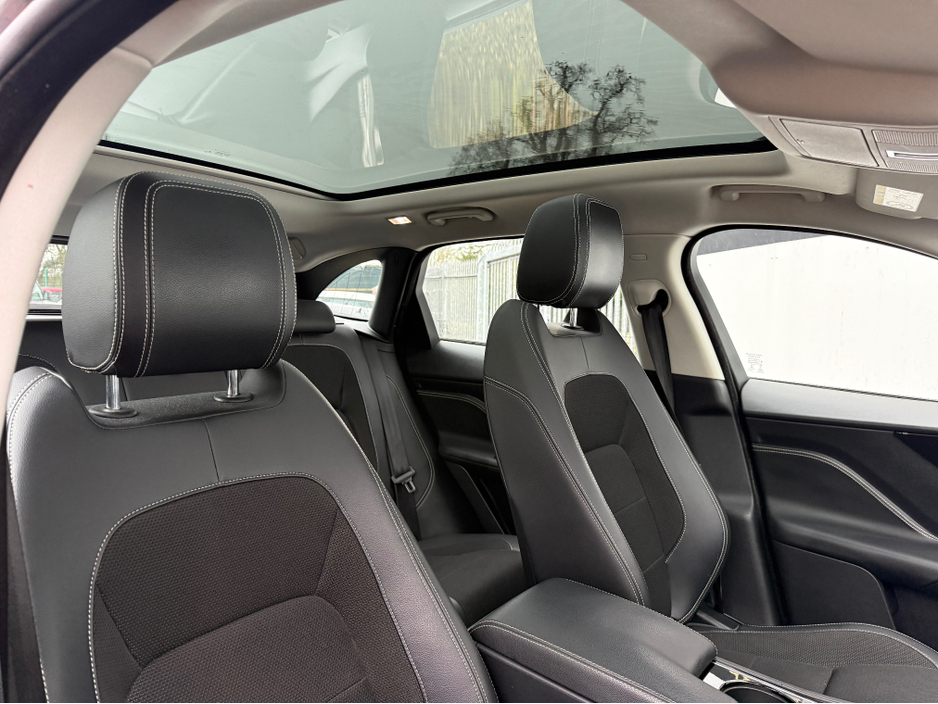 2016 Jaguar F-Pace 2.0 D AWD R-SPORT AUTO 5DR €15,950