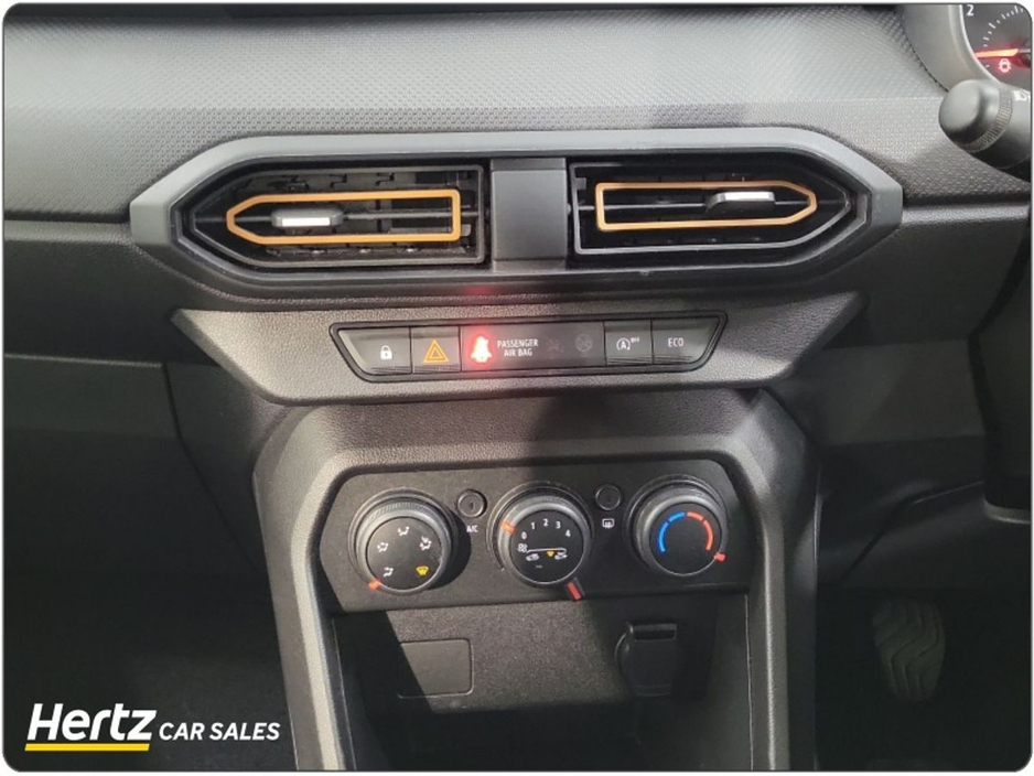 2023 Dacia Sandero Stepway - image 14