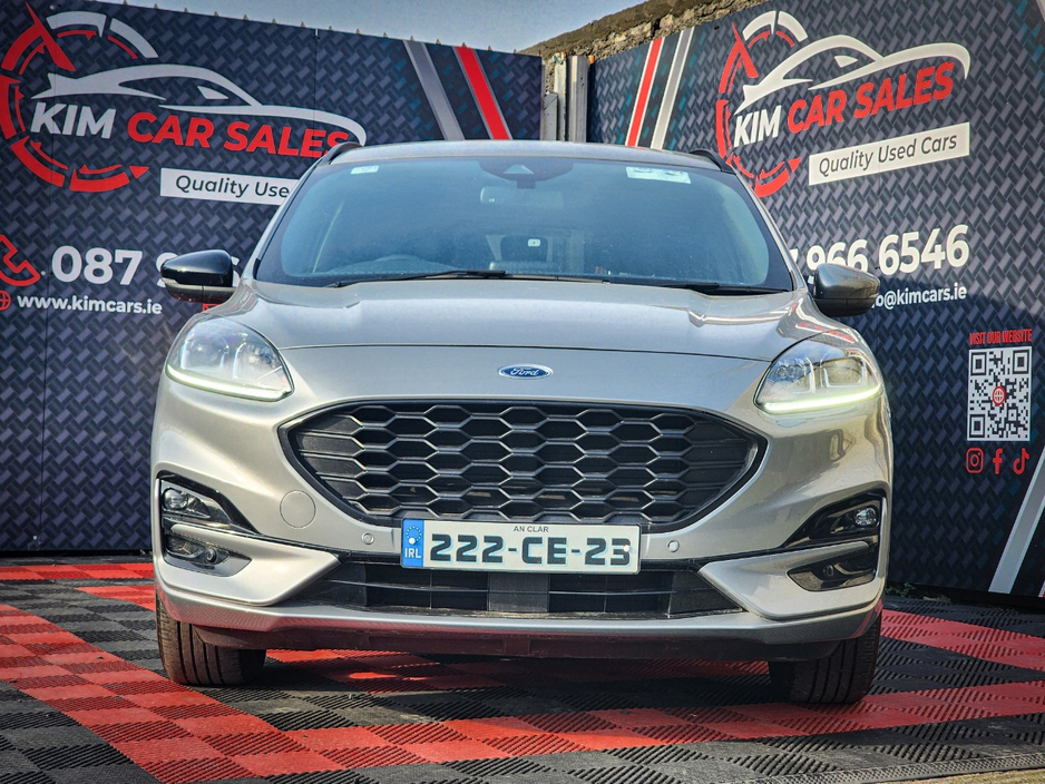 2022 Ford Kuga - image 5