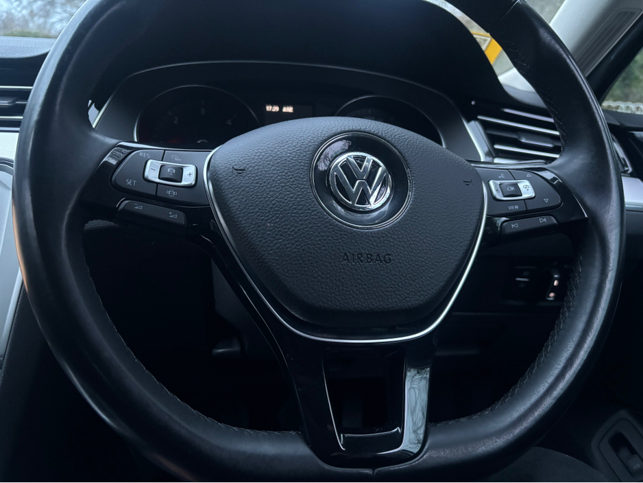 2019 Volkswagen Passat CL 2.0 TDI MANUAL 6SPEED FWD 150HP 4DR €17,900