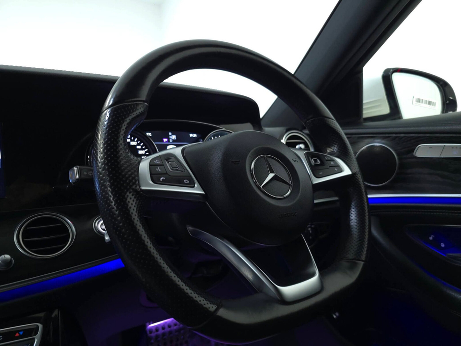 2017 Mercedes-Benz E Class - image 17